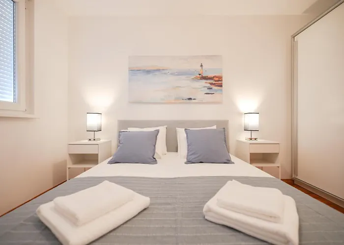 My Place Apartment *