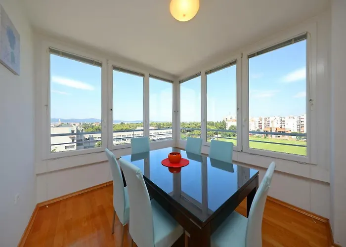 My Place Apartment *