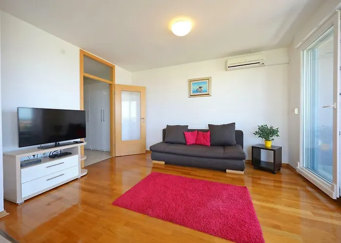 My Place Apartment *